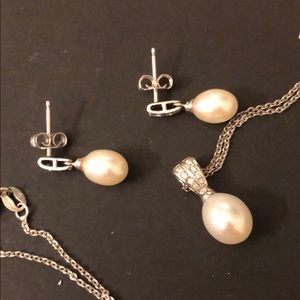 Fresh Water Drop Pearl Set